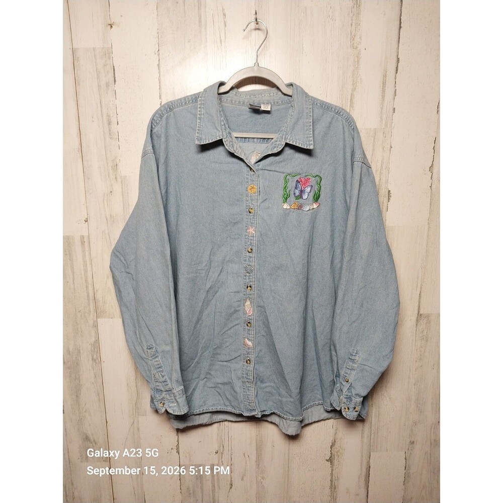 Women's 2X Beach Embroidered Chambray Shirt Coastal